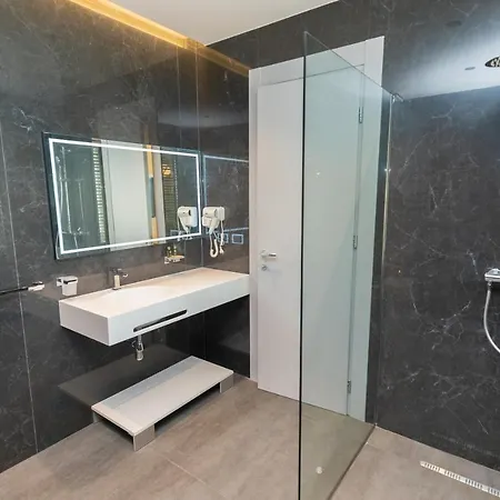 Esbjerg 호텔 4*