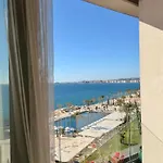 Esbjerg מלון 4*