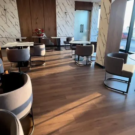 Esbjerg Hotell 4*